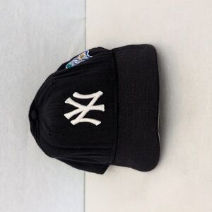 Vintage NY Yankees 1998 World Series Baseball Hat Fitted 7 New Era Blue Wool